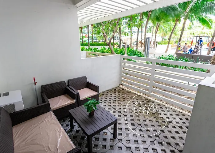Q&m Properties _ Azure Apartahotel Manila