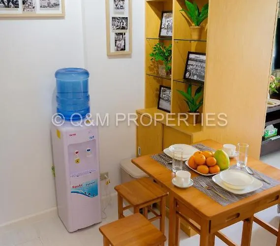Apartahotel Q&m Properties _ Azure